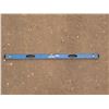Image 1 : Great Condition Aluminum Box level 48" (122cm)