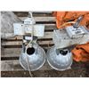 Image 1 : 2 smaller industrial lights
