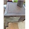 Image 1 : Cast iron stove