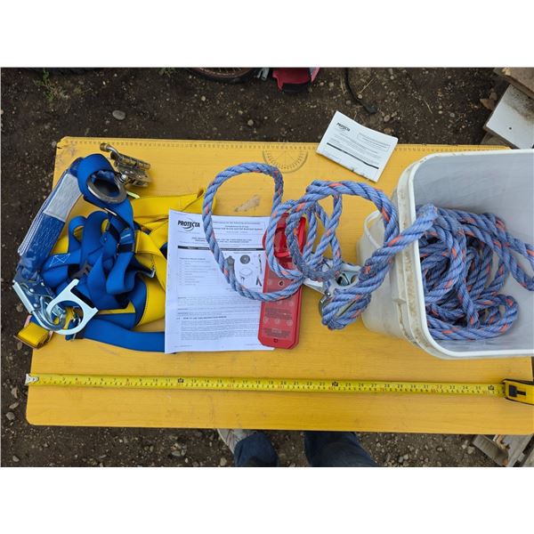 Fall protection harness- new