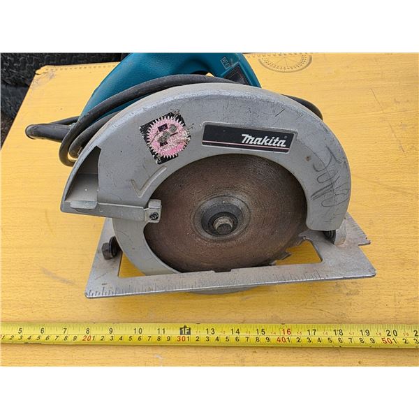 Makita circular saw- untested