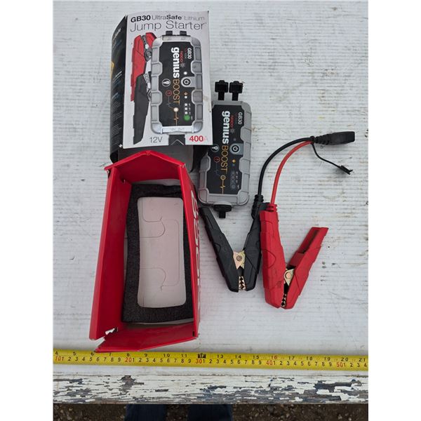 GB30 lithium jump starter- untested