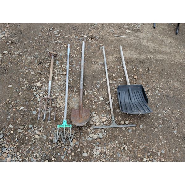 Lot of misc. Yard Tools (Shovel, Rake, and etc.)