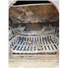 Image 3 : Antique Wood Stove 20x21.5x26