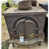 Image 5 : Antique Wood Stove 20x21.5x26