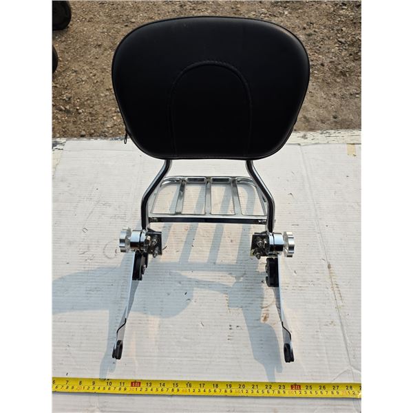 Motorcycle luggage rack