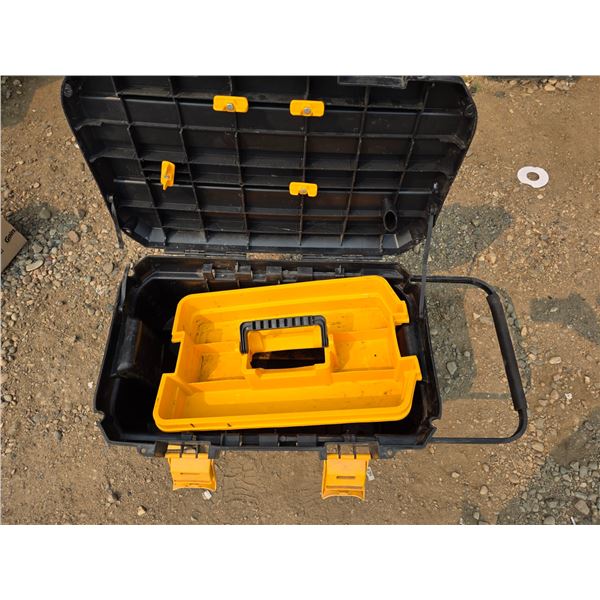 Tool tote with wheels and handle