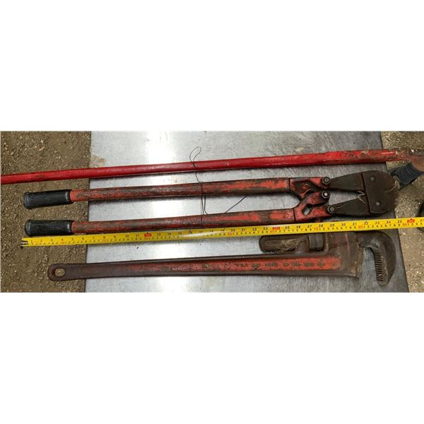 Bolt Cutters, Pry Bar, 36”Pipe Wrench