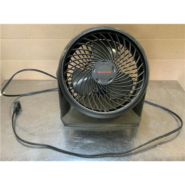 Honeywell 10” Black Fan Works