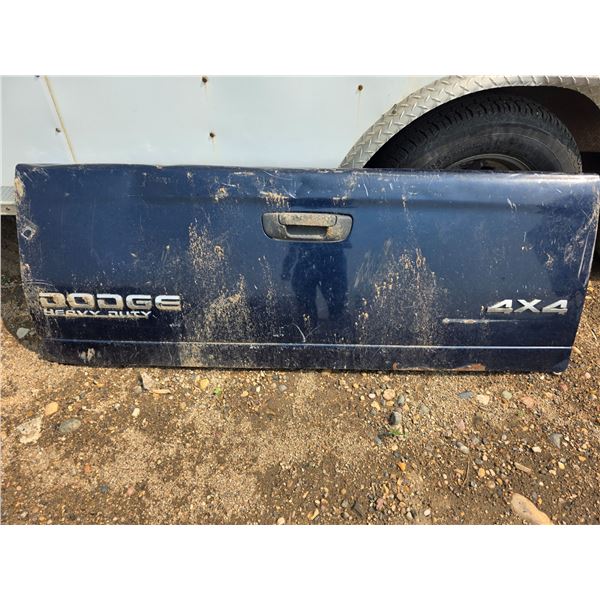 2003 Dodge tailgate