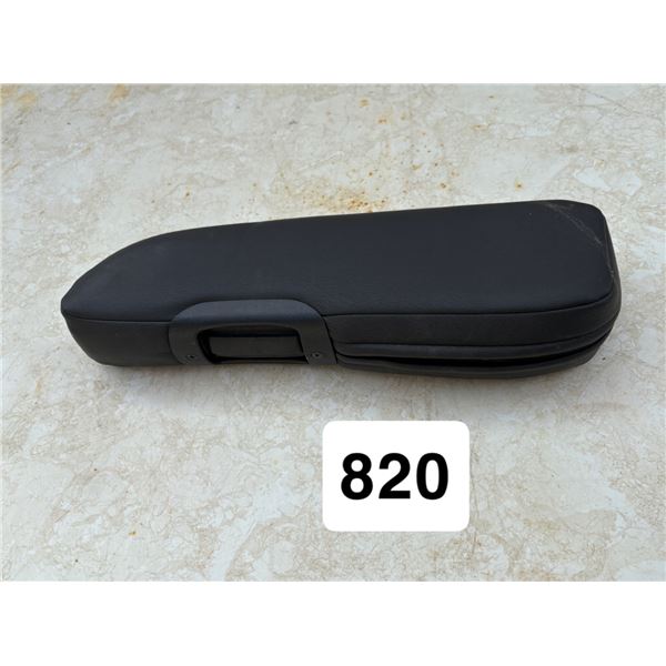 2012 Kenworth armrest