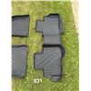 Image 2 : All weather floor mats 2017-2022 Honda CR-V