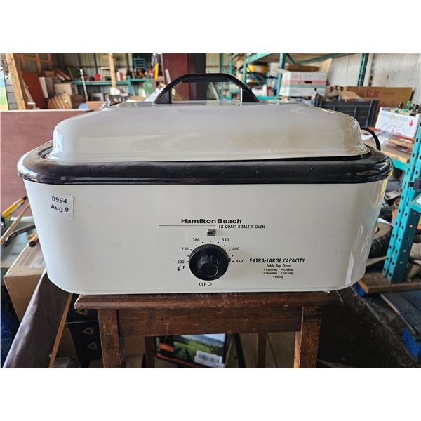 Hamilton Beach 18 Quart Roaster Oven- Untested