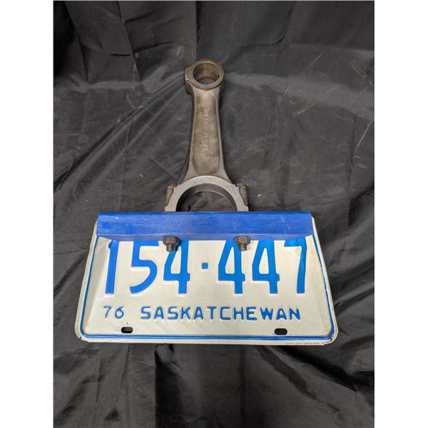 Vintage 1976 154-447 Sask Plate Wall Dust Pan Design 15"x11.5"