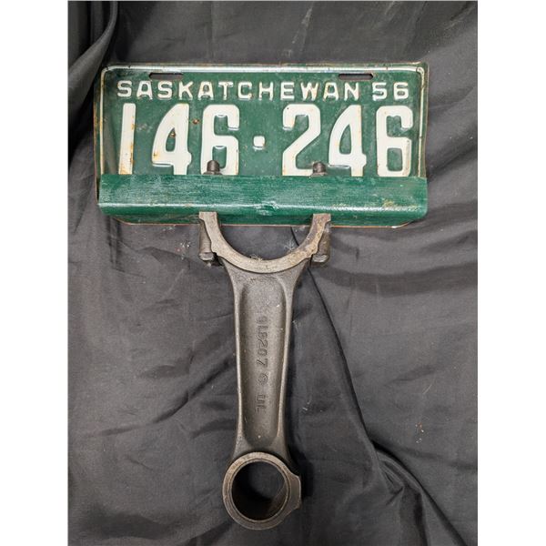 Vintage 1956 146-246 Sask Plate Wall Dust Pan Design 15"x11.5"