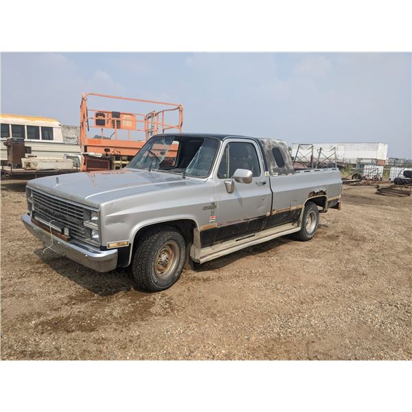 1984 Chevrolet Silver 6.2L Diesel VIN: 2GCEC14C3E1201426