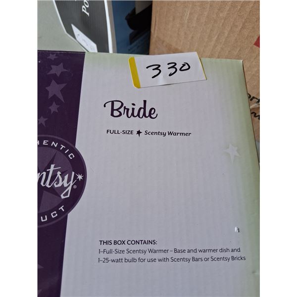 Scentsy warmer new in the box