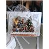 Image 1 : Lighted Boyd's bear mantel Display new in the box