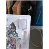 Image 2 : Lighted Boyd's bear mantel Display new in the box
