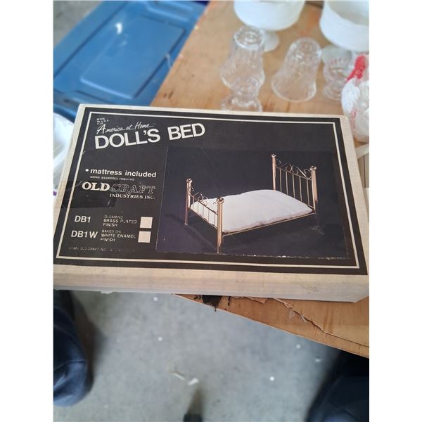 Doll's Bed