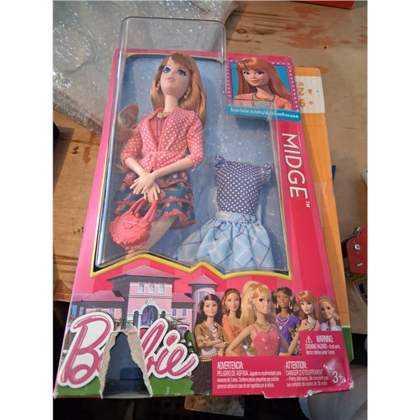 Barbie's  Friend Midge