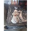 Image 2 : 4ea Lilliput Lane Items