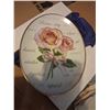 Image 4 : 2ea Glass Serving Platers, Pie Plate, Decorative Plate Ect.