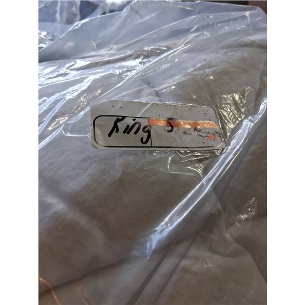 King size Downe Quilt