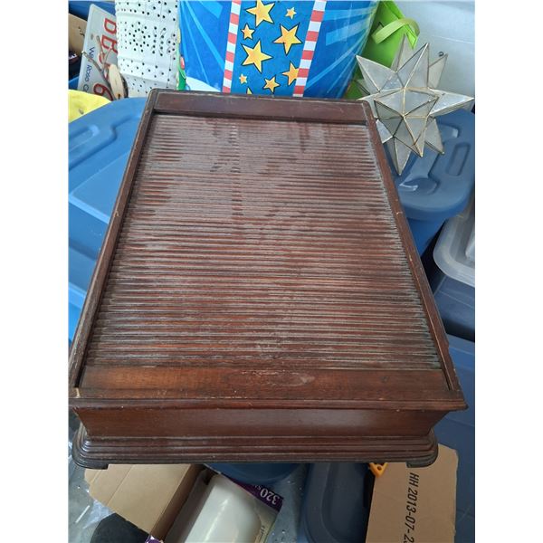 Small Roll-up Cabinet & 3 desk trays