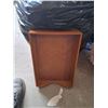 Image 4 : Small Roll-up Cabinet & 3 desk trays