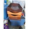 Image 6 : Small Roll-up Cabinet & 3 desk trays