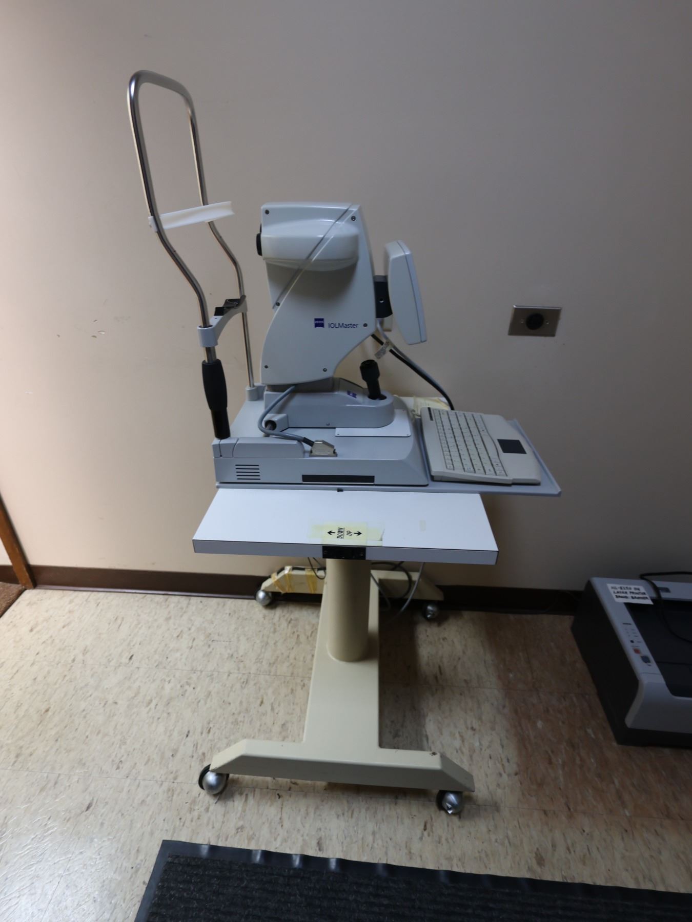 Carl Zeiss Meditec AG IOLMaster Optical Biometer on Table