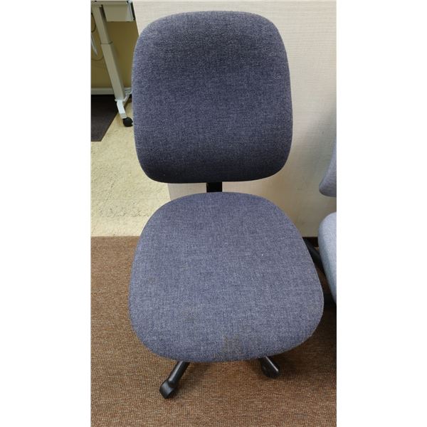 Office Chair w/ Upholstered Seat & Back on Wheels 17" x 18" x 38"H