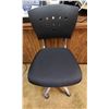 Image 1 : Office Chair w/ Plastic Seat & Back on Wheels 16" x 18" x 35"H