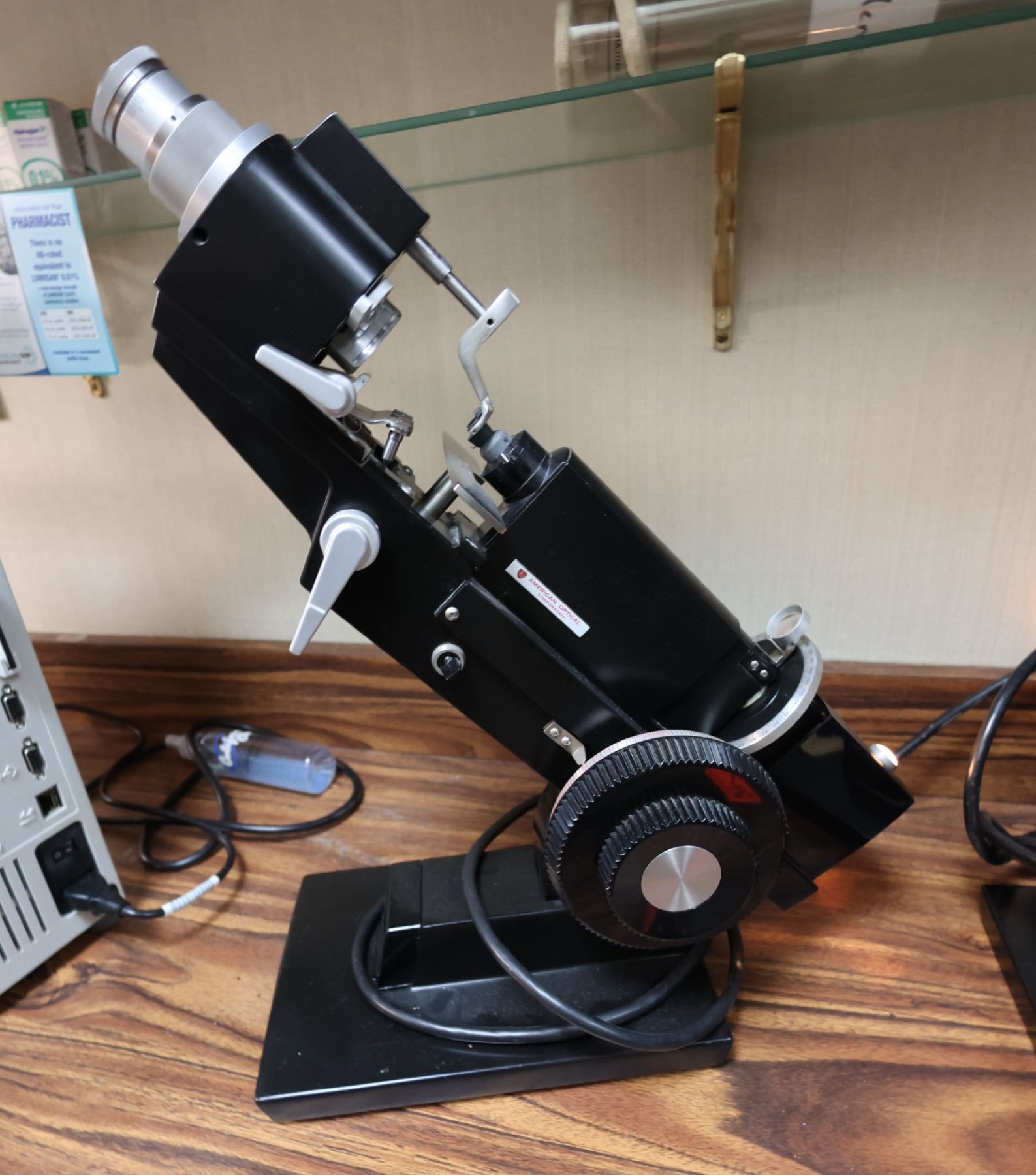 Lencometer American Optical Lensometer