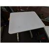 Image 2 : Medical Table on Wheels 24" x 18" x 36"H