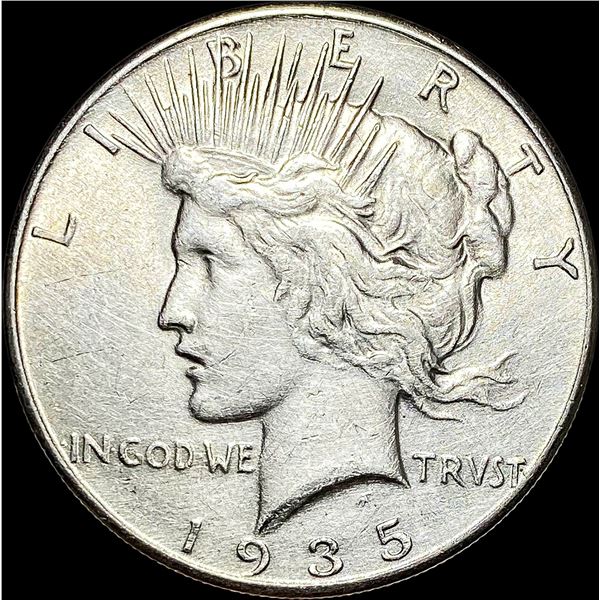 1935 Silver Peace Dollar CLOSELY UNCIRCULATED