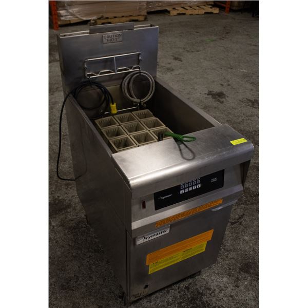 FRYMASTER NATURAL GAS PASTA COOKER ON CASTORS