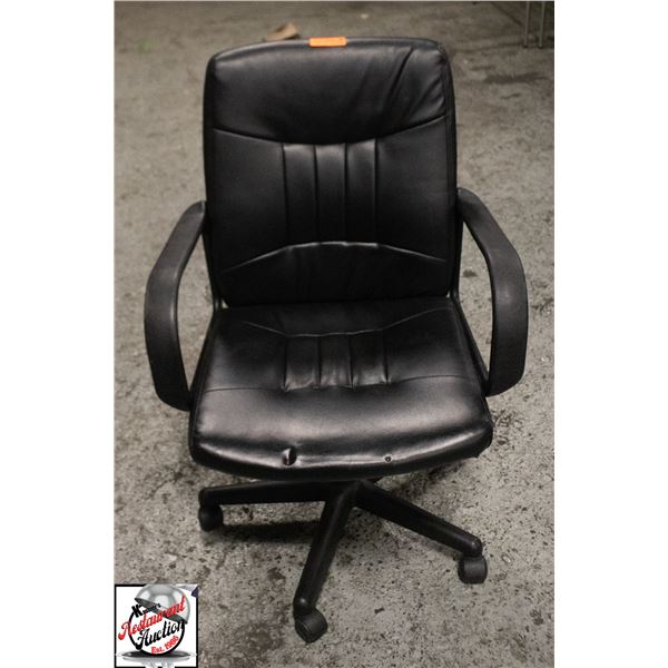 BAILIFF SEIZURE: BLACK OFFICE CHAIR