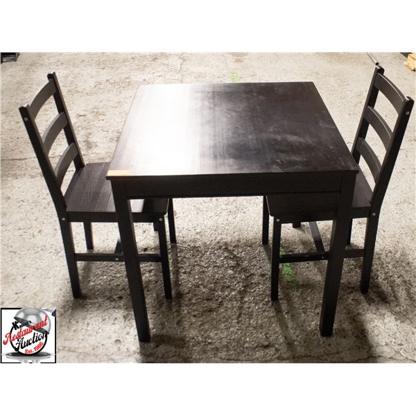 BAILIFF SEIZURE: 29" X 29" X 29" WOOD TOP TABLE W/