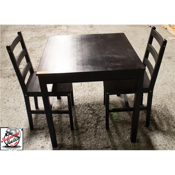 BAILIFF SEIZURE: 29" X 29" X X 29" WOOD TABLE W/