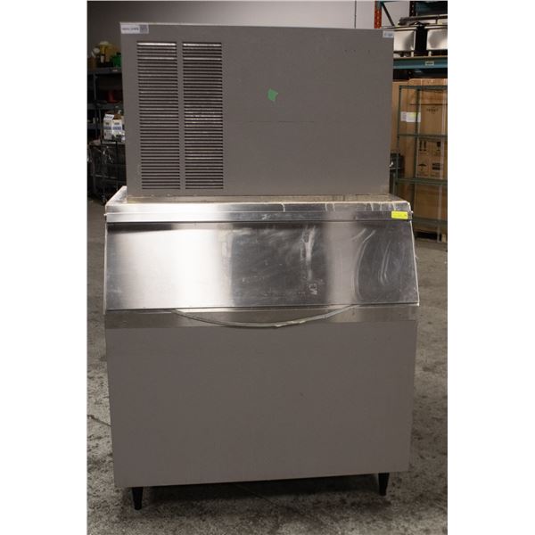 UNKNOWN MAKE AND MODEL ICE MAKER W/ ICE BIN