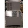 Image 1 : UNKNOWN MAKE AND MODEL ICE MAKER W/ ICE BIN