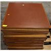 Image 1 : PALLET OF 17 28" X 28" WOOD TABLE TOPS