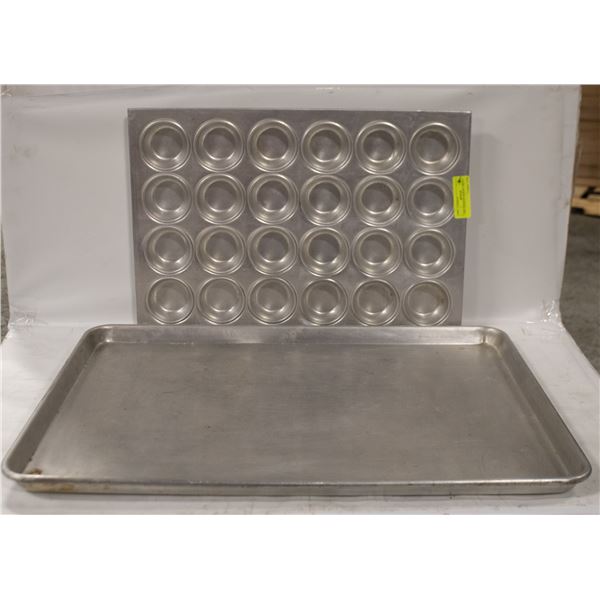 TWO ASSORTED BAKING TRAYS