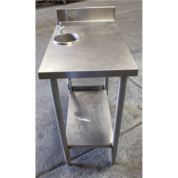 18" X 30" X 36" STAINLESS STEEL WORK TABLE W/