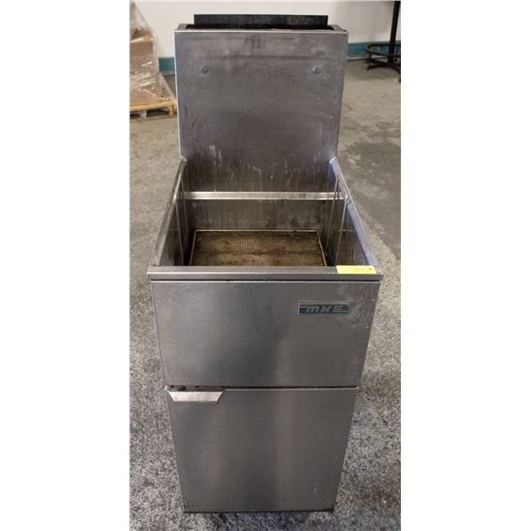 MKE DEEP FRYER 16X27X48