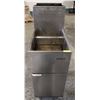 Image 1 : MKE DEEP FRYER 16X27X48