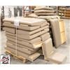 Image 2 : UNCLAIMED: TWO PALLETS OF ASSORTED LEATHERETTE
