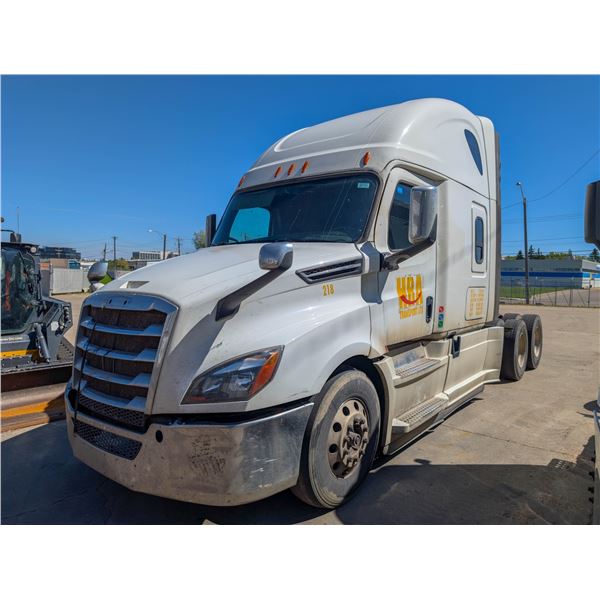 REPO: 2019 FREIGHTLINER CASCADIA 126 6X4 SLEEPER T